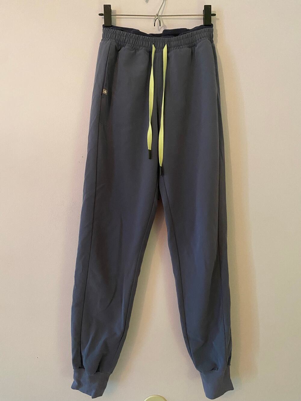 FIGS Space Gray Blue Mari Jogger Scrub Pants Uniform Women's size Small Tall